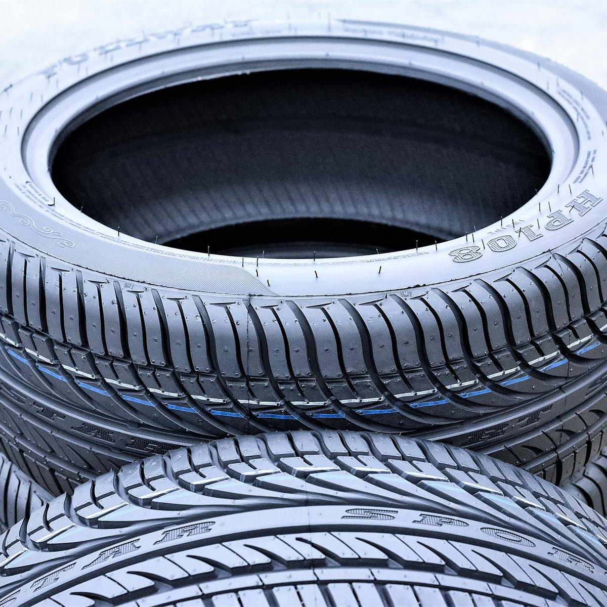 4 All Season 18 inch Tires Y138