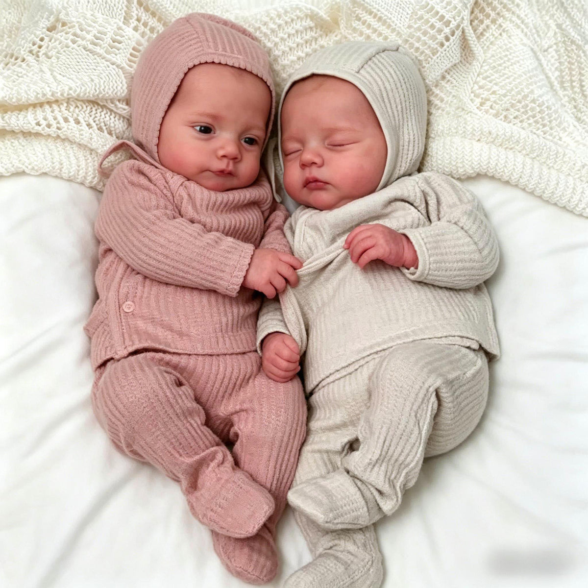 18 in Realistic Baby Dolls Twins with Accessories W569